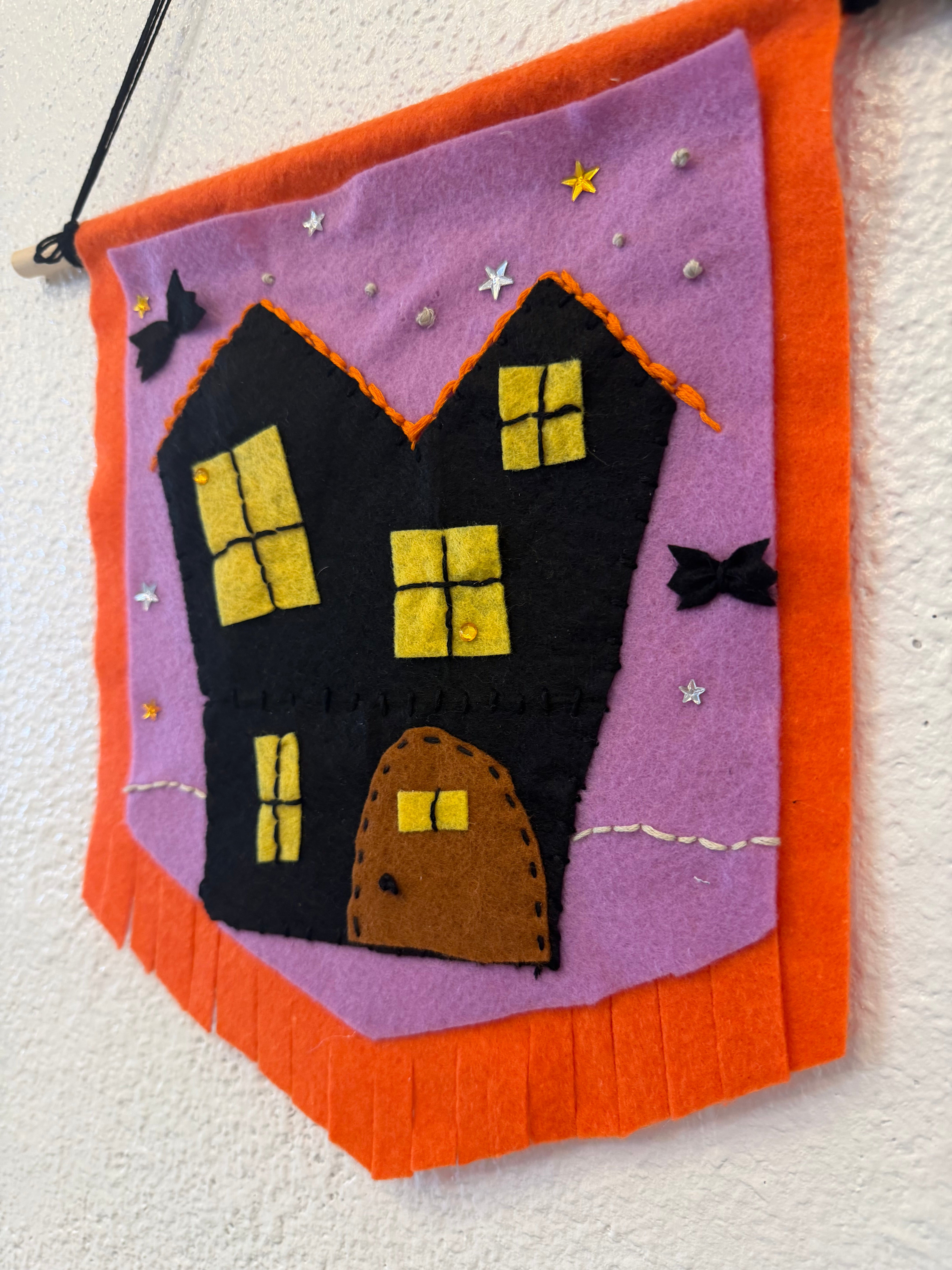 haunted house pennant