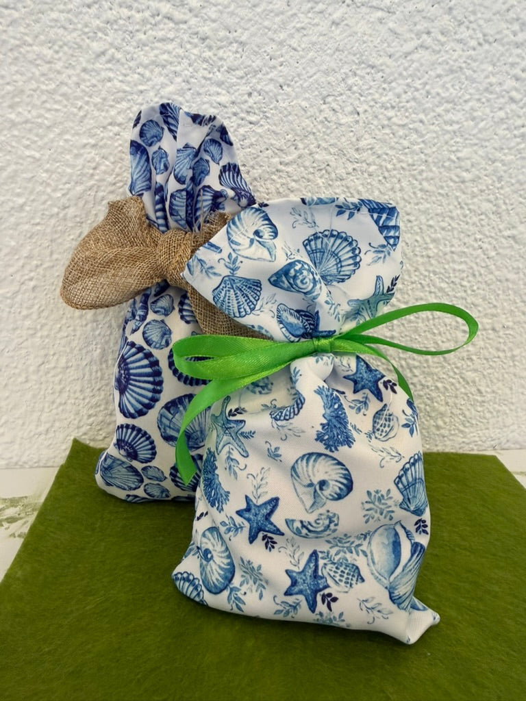 Hohohos and Bows: December 13th