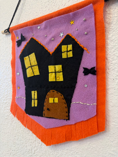 haunted house pennant